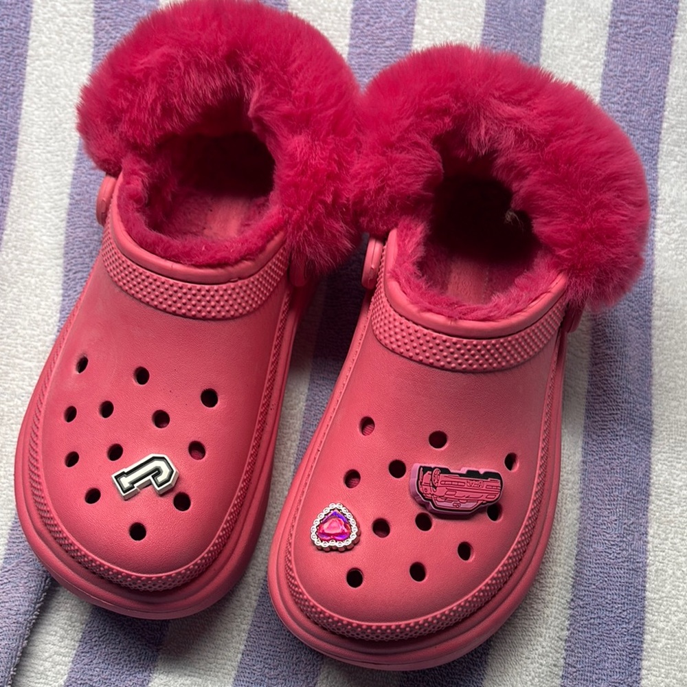 CROCS Pink Fuzzy Lined Mules